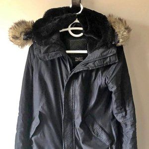 Womens Aritzia TNA Parka size Small